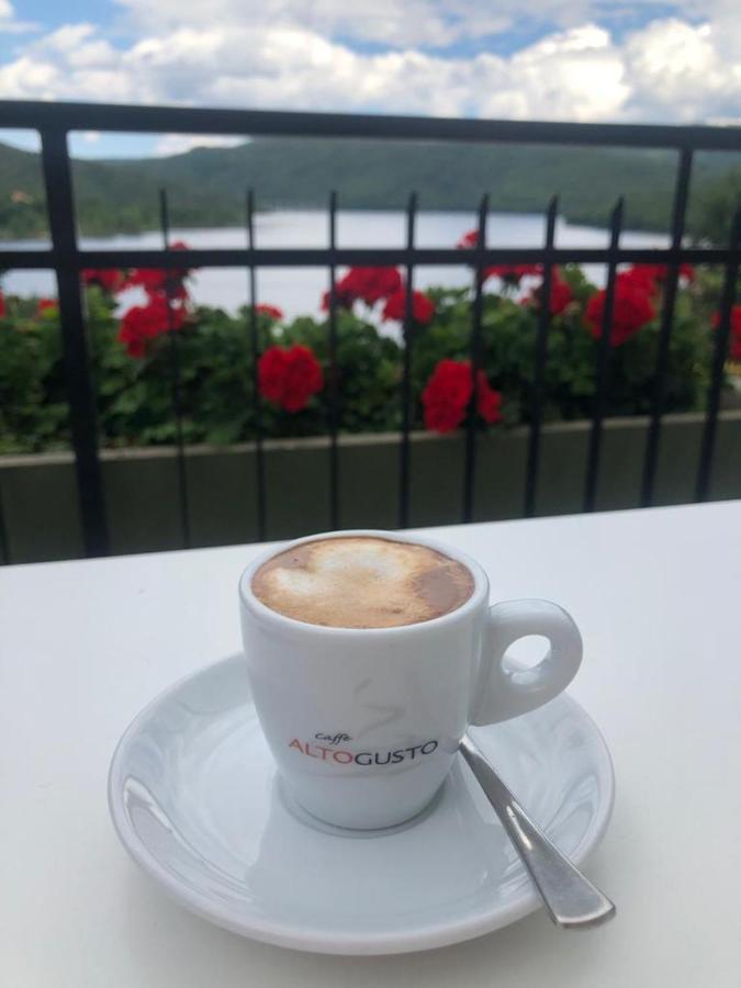 Hotel Ristorante Gusana Гавои Екстериор снимка
